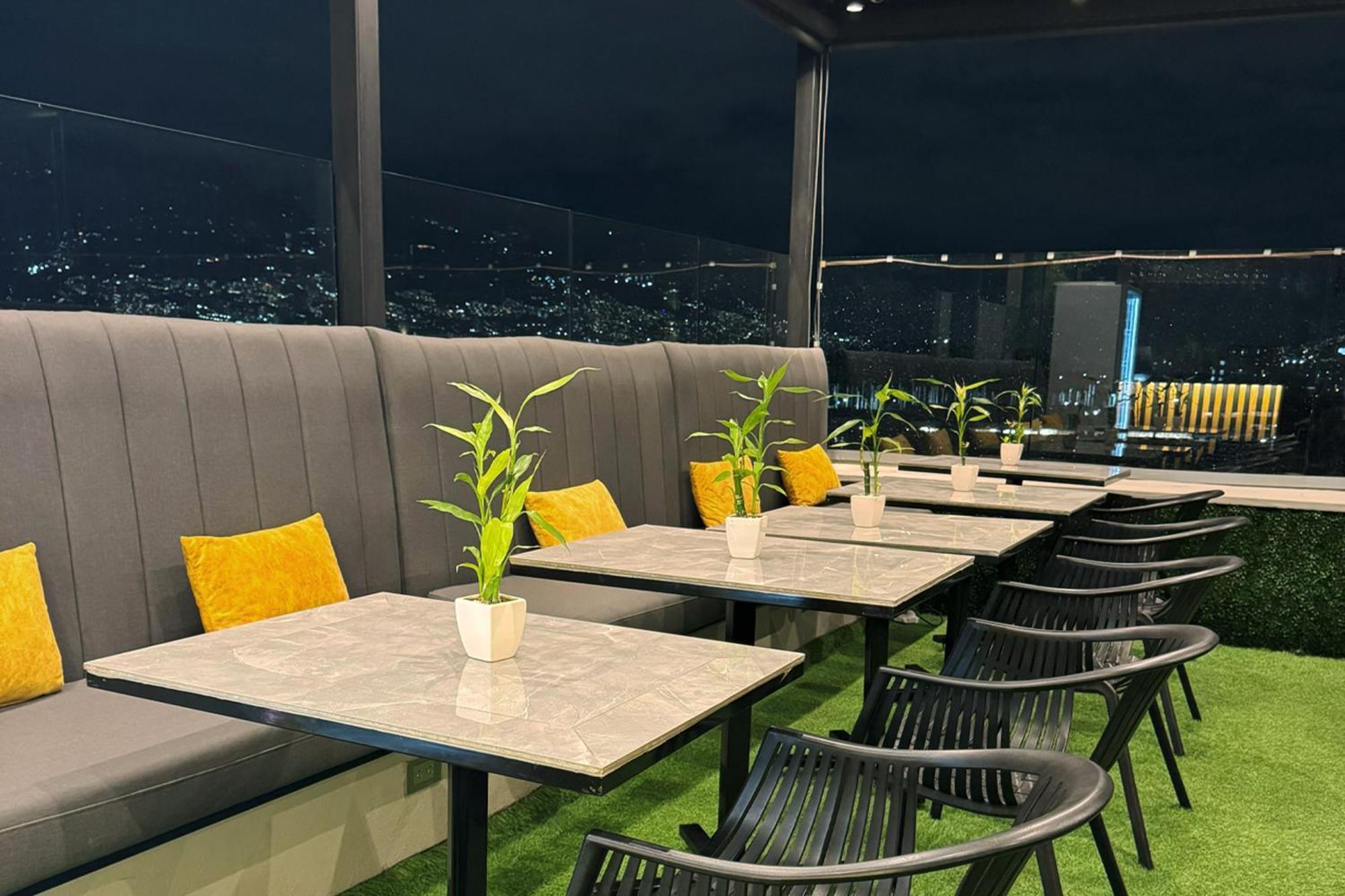 4 Sur Hotel Μεντεγίν Εξωτερικό φωτογραφία
