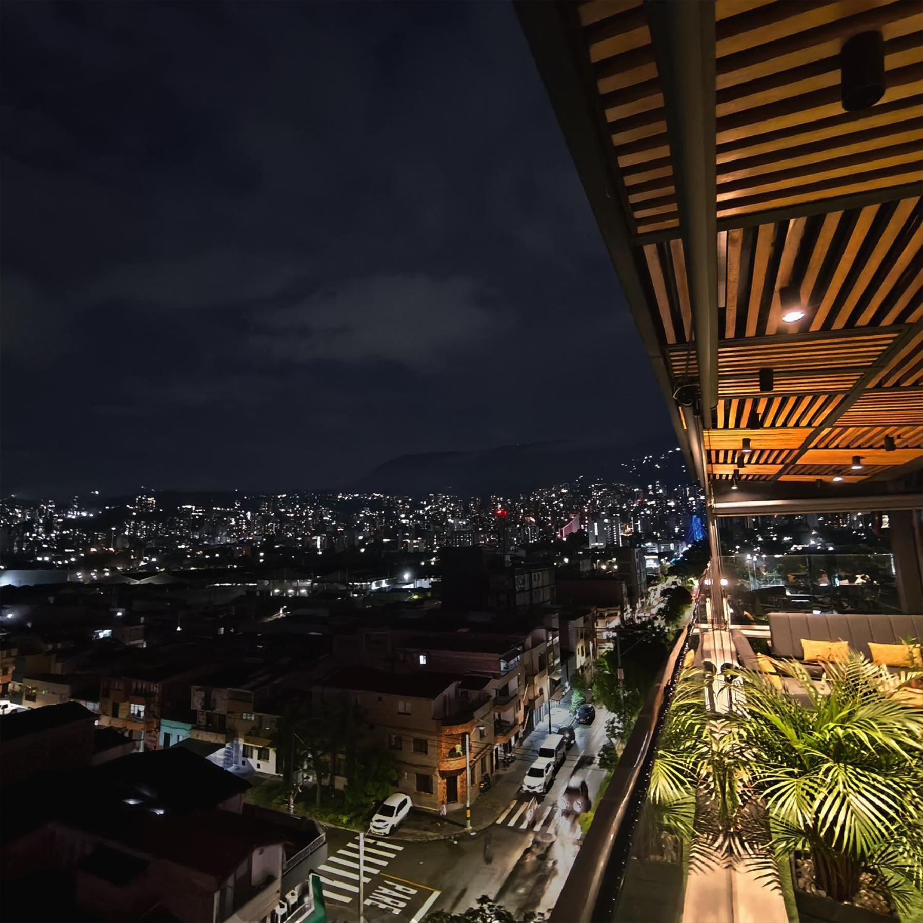 4 Sur Hotel Μεντεγίν Εξωτερικό φωτογραφία